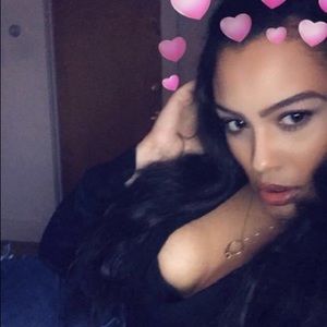 Meet your Posher, Corinne